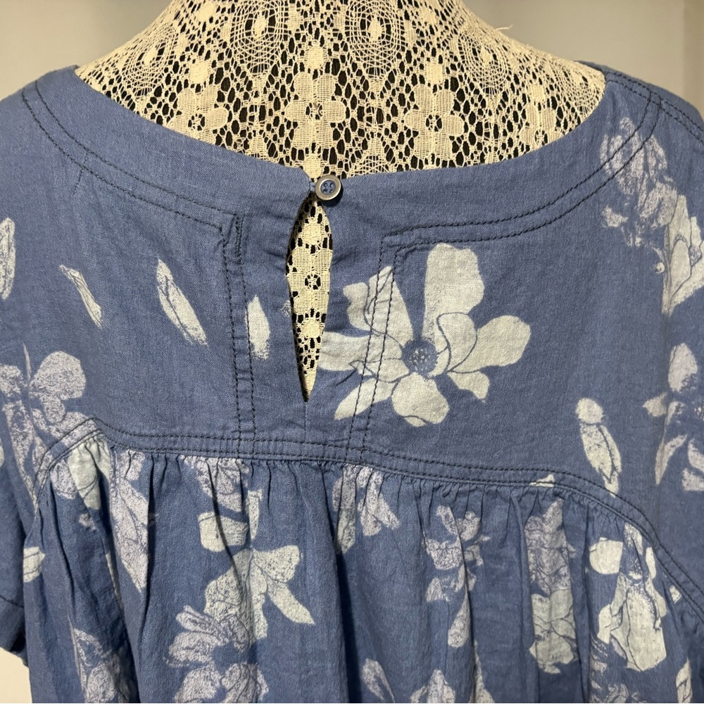 We The Free Blue Floral Tunic with White Print - Picture 6 of 14